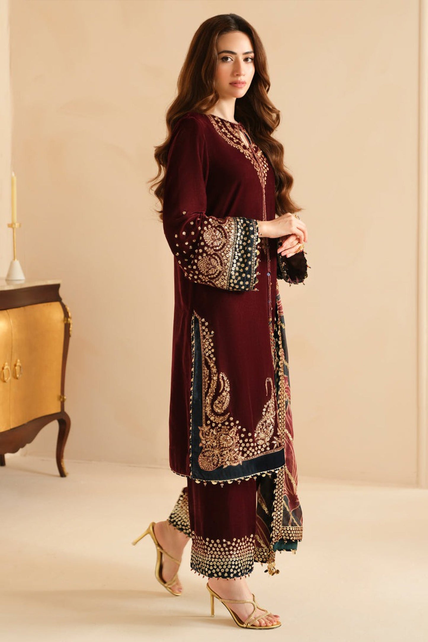 HL1107 Winter Jazmin Velvet Embroidered with Printed organza duppatta Winter Collection
