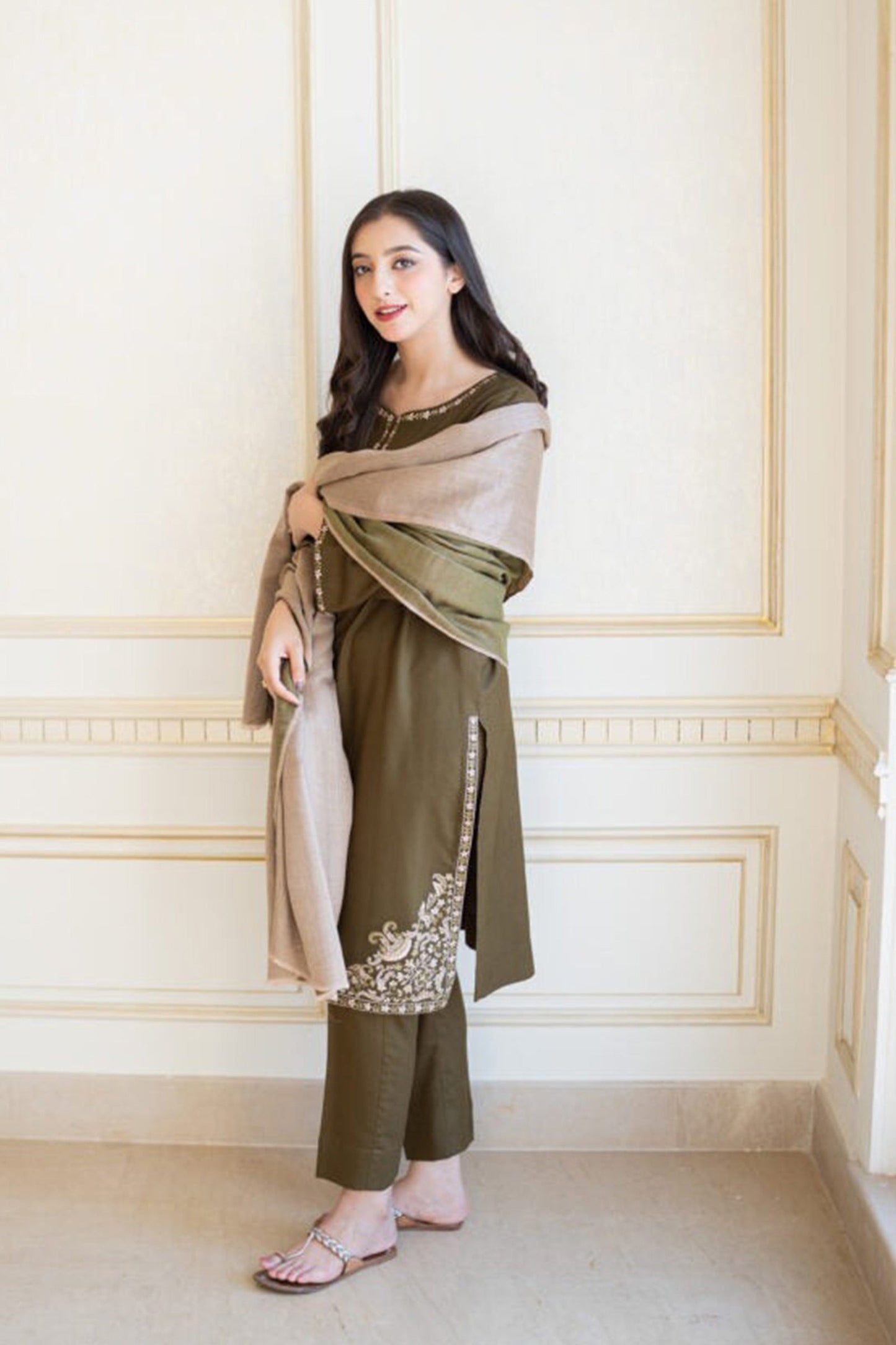HL612-Winter 3PC Dhanak suit with Embroidered Shawll