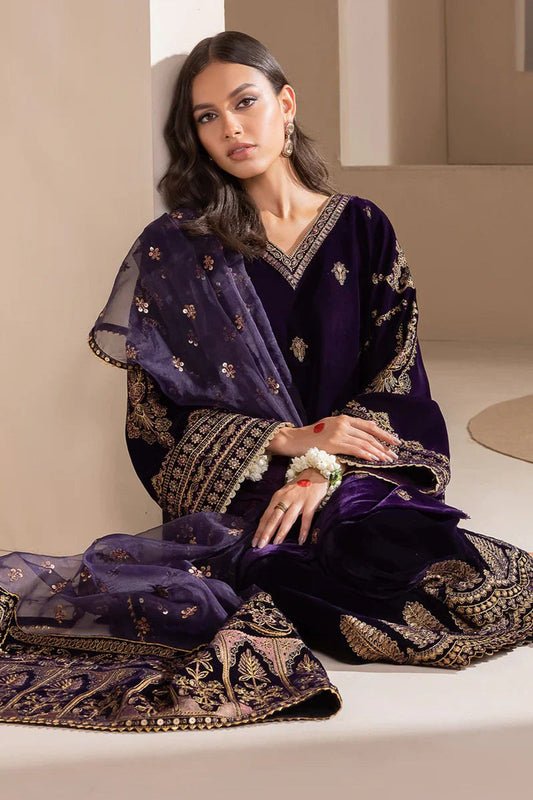 HL1111-Winter Baroque Velvet Embroidered with Embroidered duppatta Winter Collection