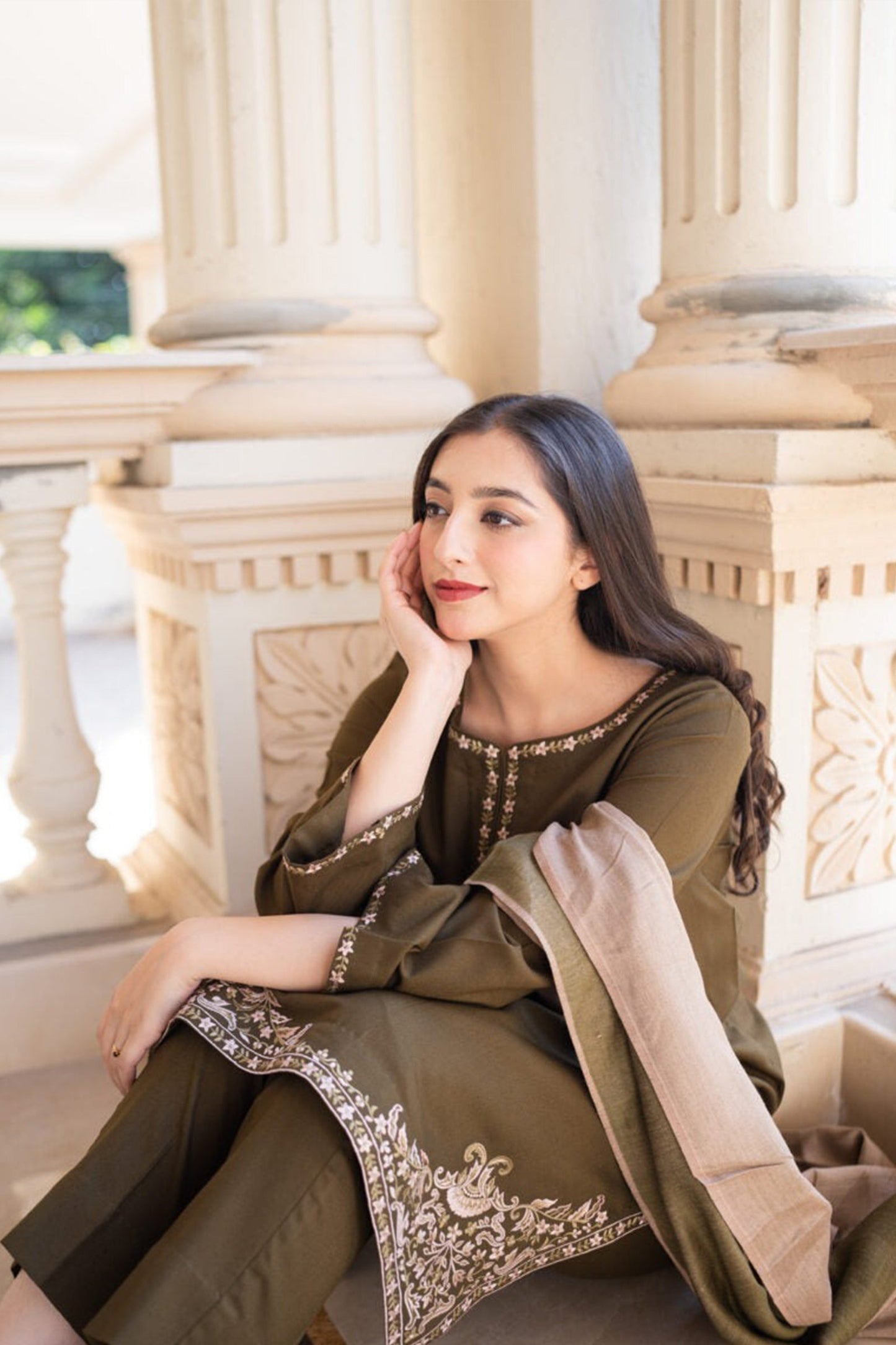 HL612-Winter 3PC Dhanak suit with Embroidered Shawll
