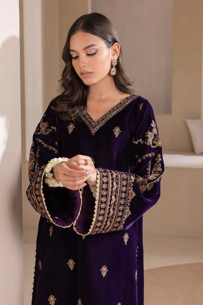 HL1111-Winter Baroque Velvet Embroidered with Embroidered duppatta Winter Collection