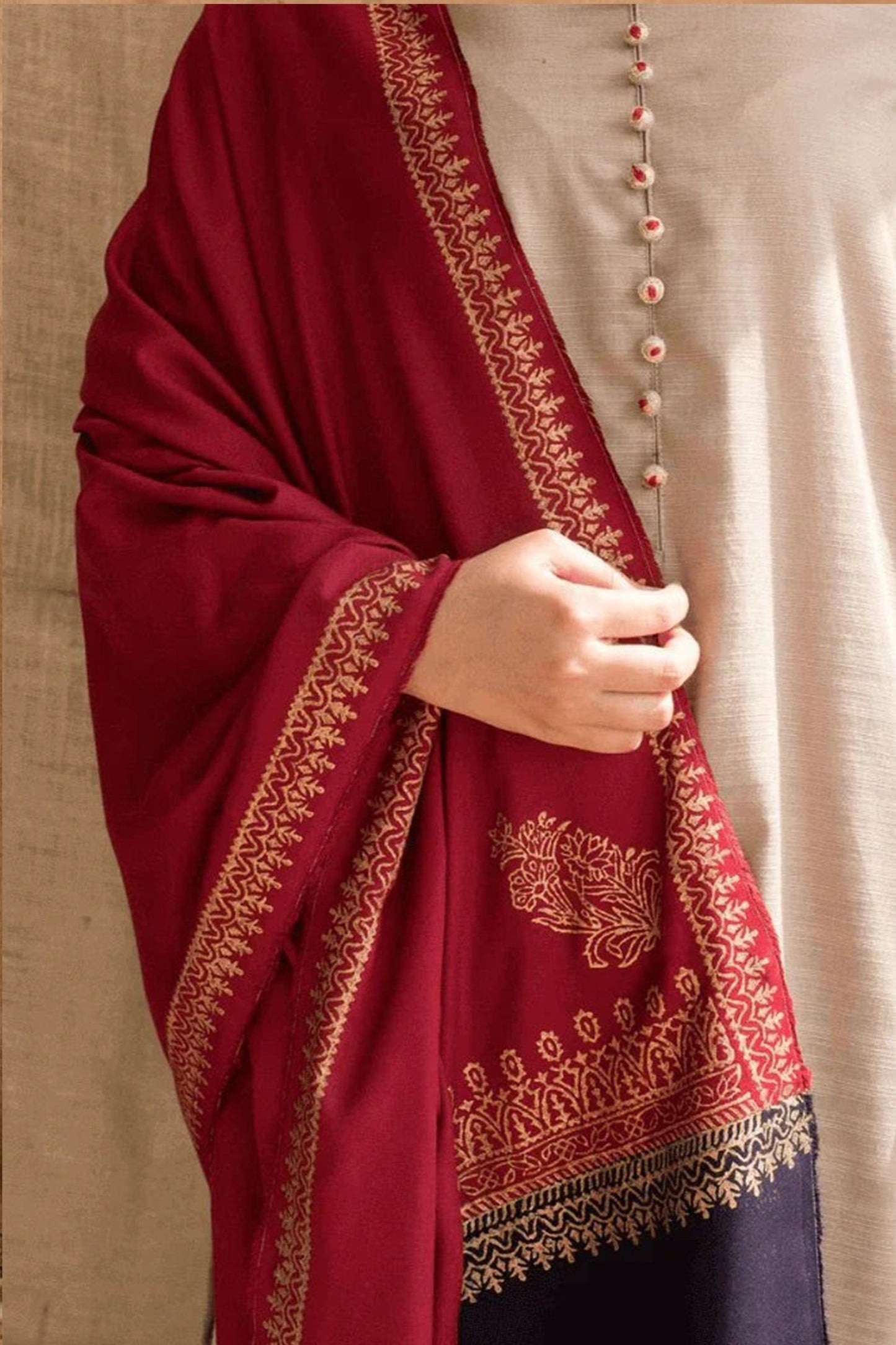 HL545-Winter 3PC khaddar suit with Embroidered Shawll