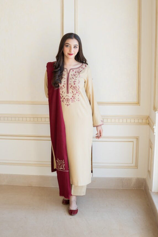 HL614-Winter 3PC Dhanak suit with Embroidered Shawll