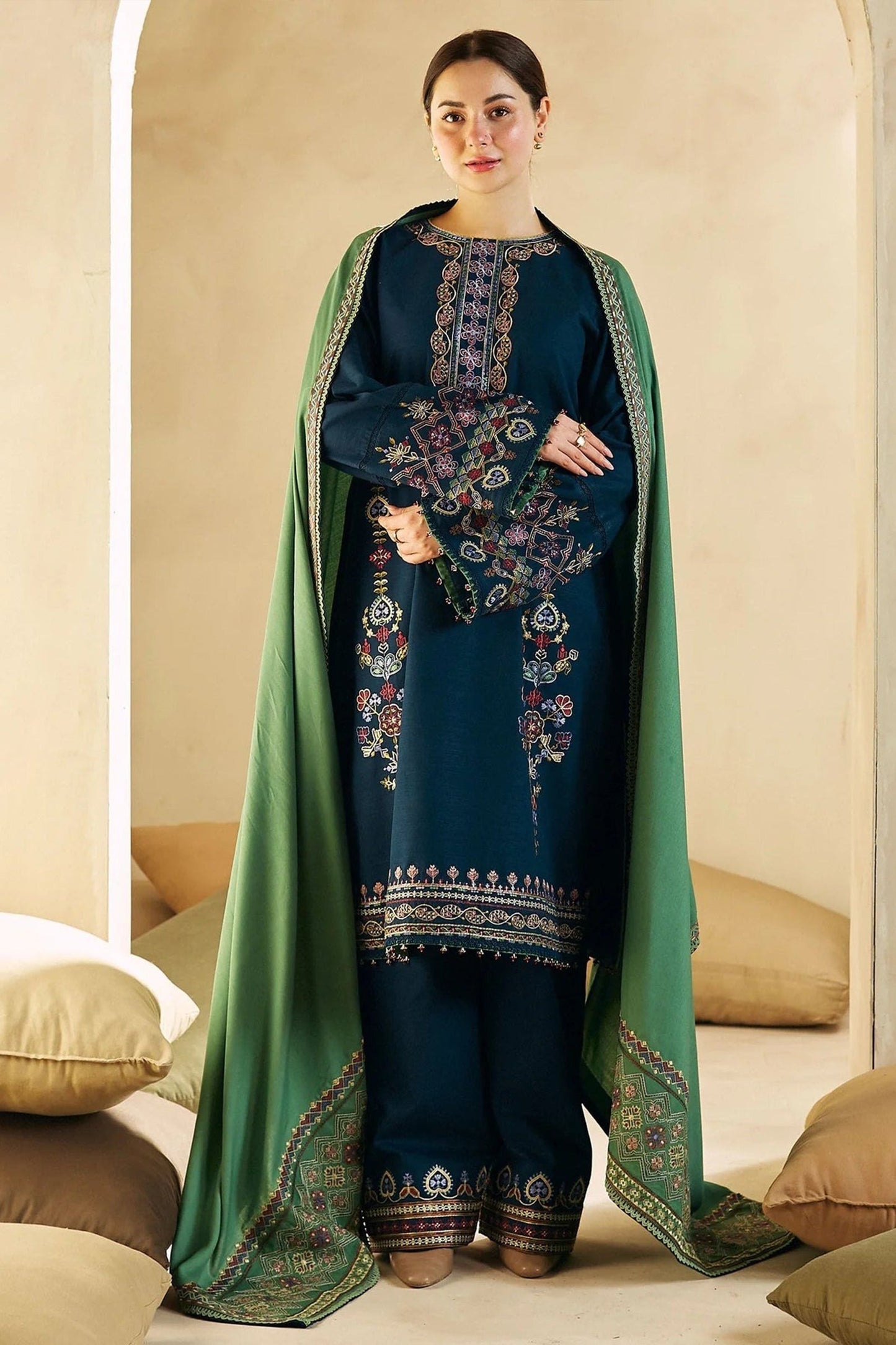 HL590-Winter 3-Pc Embroidered Dhanak Suit with Heavy Embroidered Dhanak Shawll