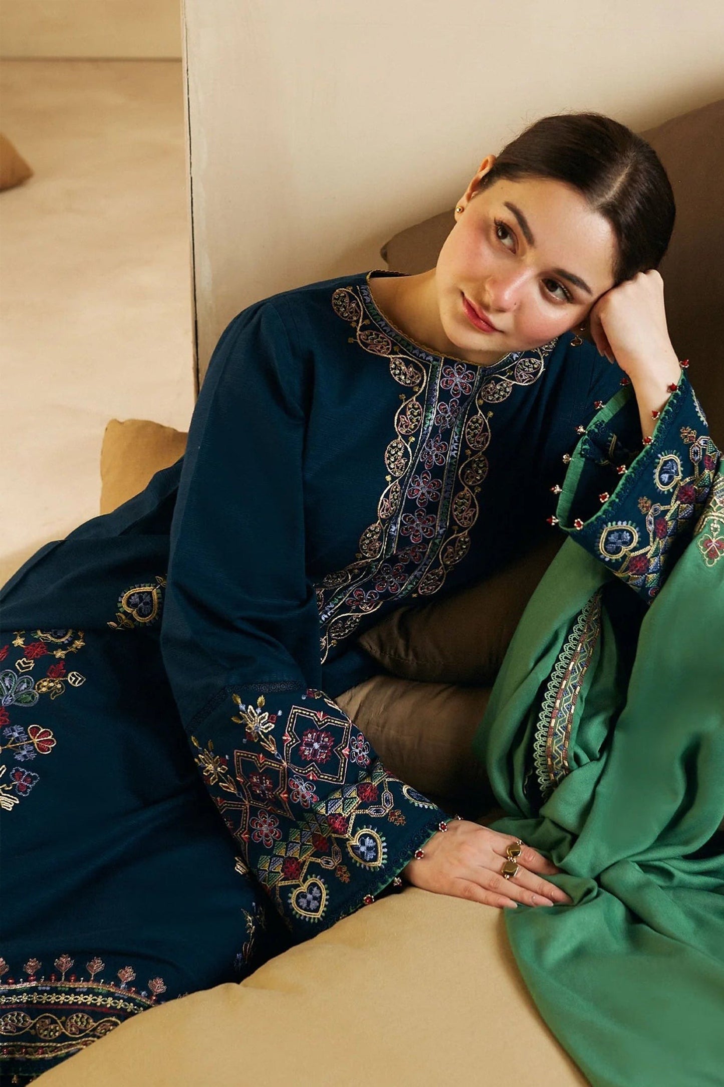 HL590-Winter 3-Pc Embroidered Dhanak Suit with Heavy Embroidered Dhanak Shawll
