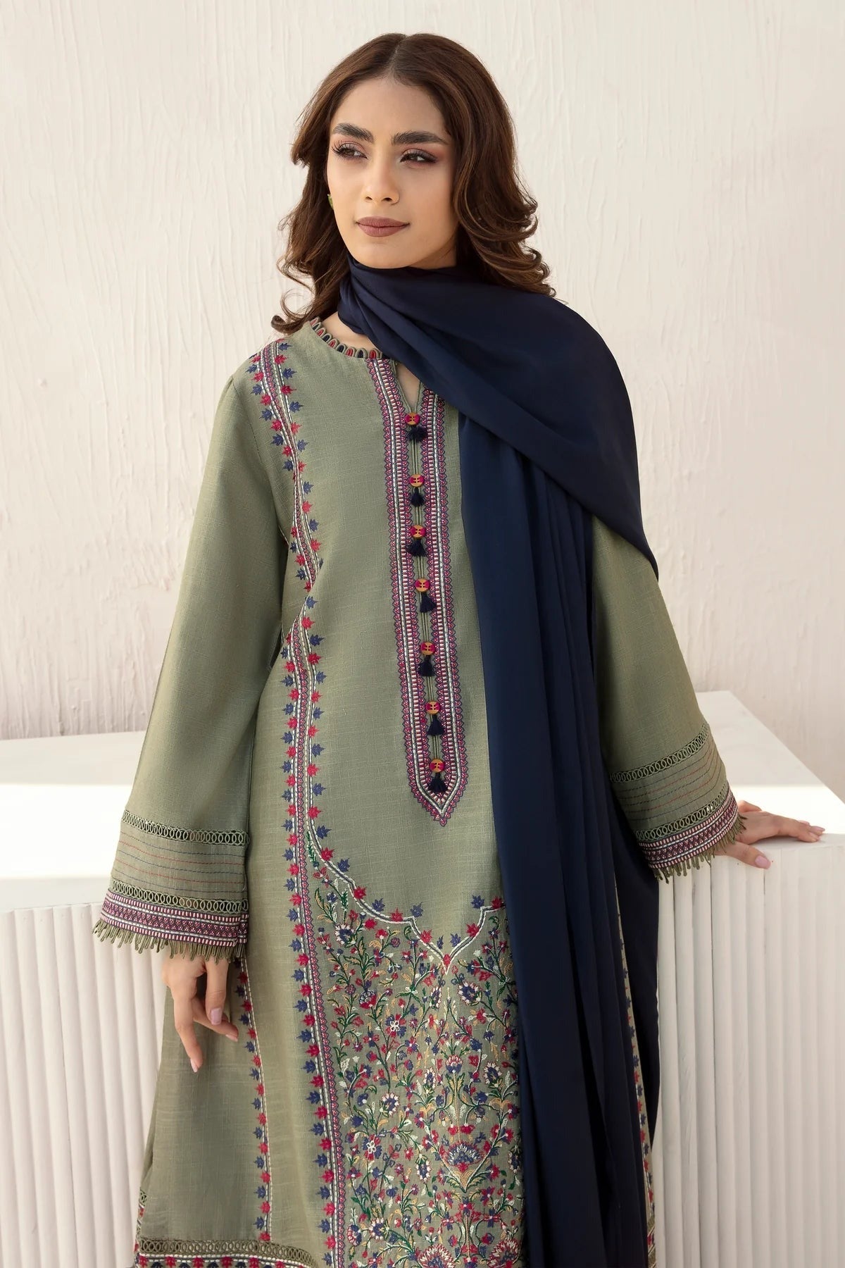 HL550-3pc Winter Embroidered khaddar Shirt With Bumble Wool Shawll